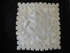 ANTIKES/TASCHENTUCH HANDGEFERTIGT ELFENBEIN SEIDE BESTICKT 19. JAHRHUNDERT: 29x32cm