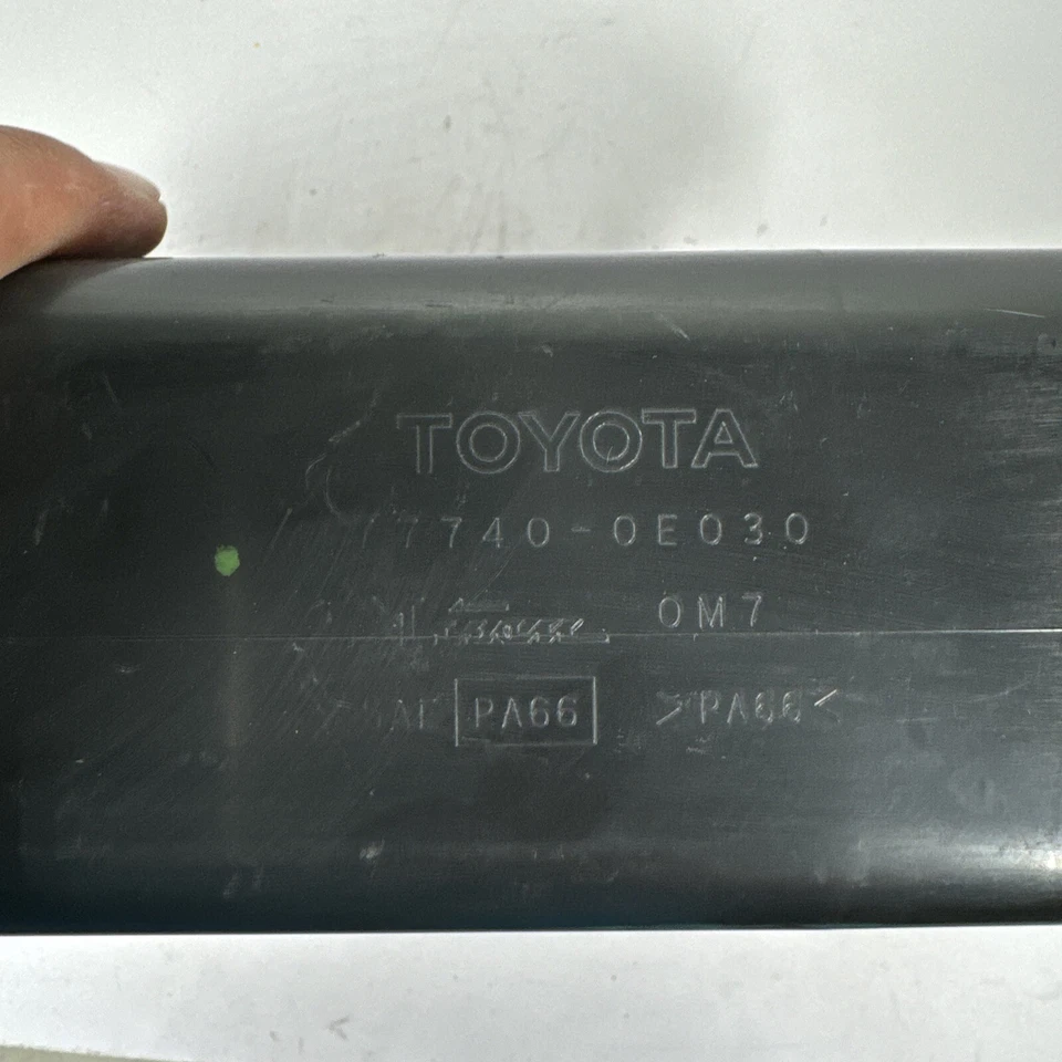 14-17 Toyota Highlander топлива пара испаритель выбросов EVAP канистра 77740-0E030 - Изображение 2 из 3