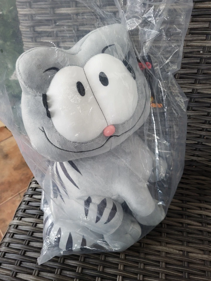 Nuevo Peluche Sellado Garfield And Friends NERMAL 13" Kidrobot Licenciado 2022 Foto 2 de 4