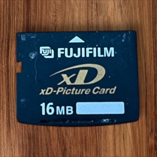 Fujifilm 16MB xD Picture Card - Digital Camera Memory Card