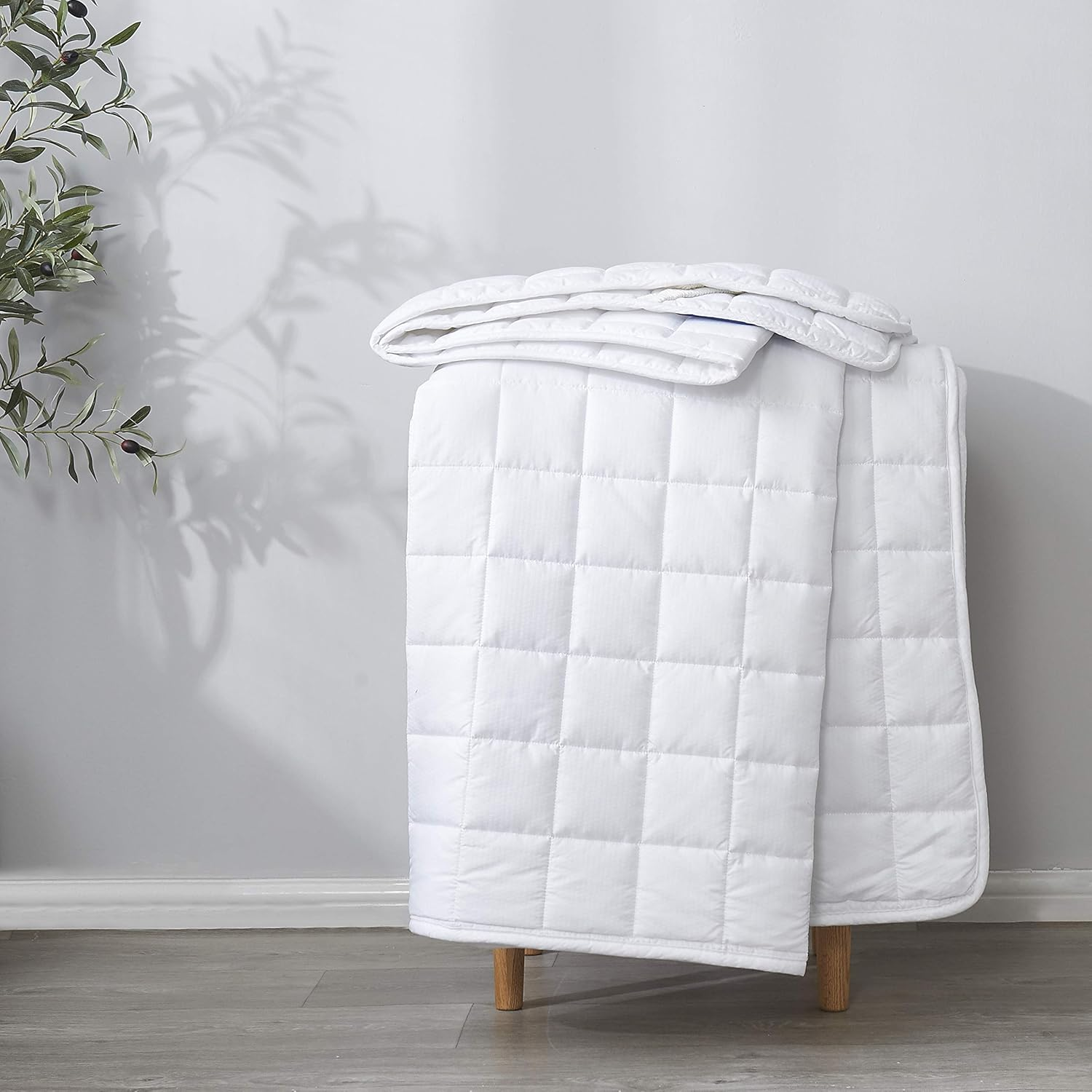 Queen Size Mattress Pad Protector Topper - Microfiber Breathable Cover with Elas