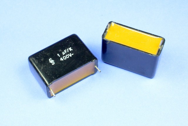 Конденсатор 400v 1mf