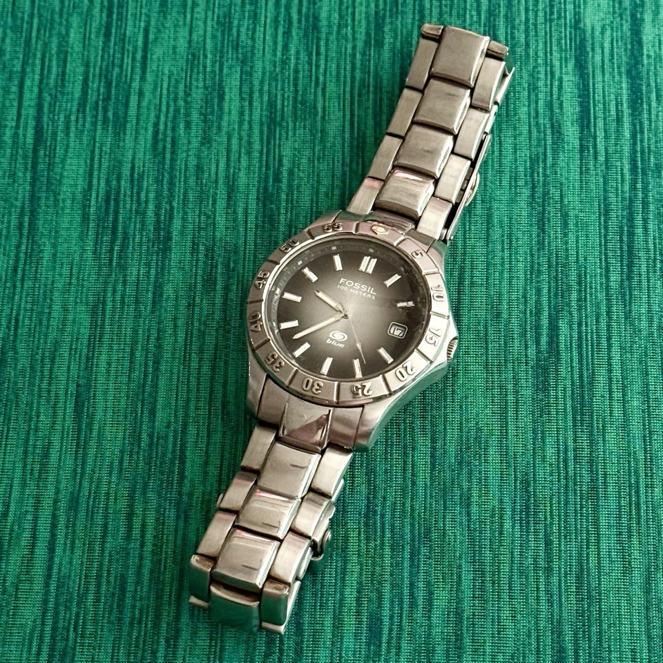 Fossil Blue Men’s Quartz Watch AM-3688 100M – For Parts / Not Working (As-Is) - Image 3 of 4