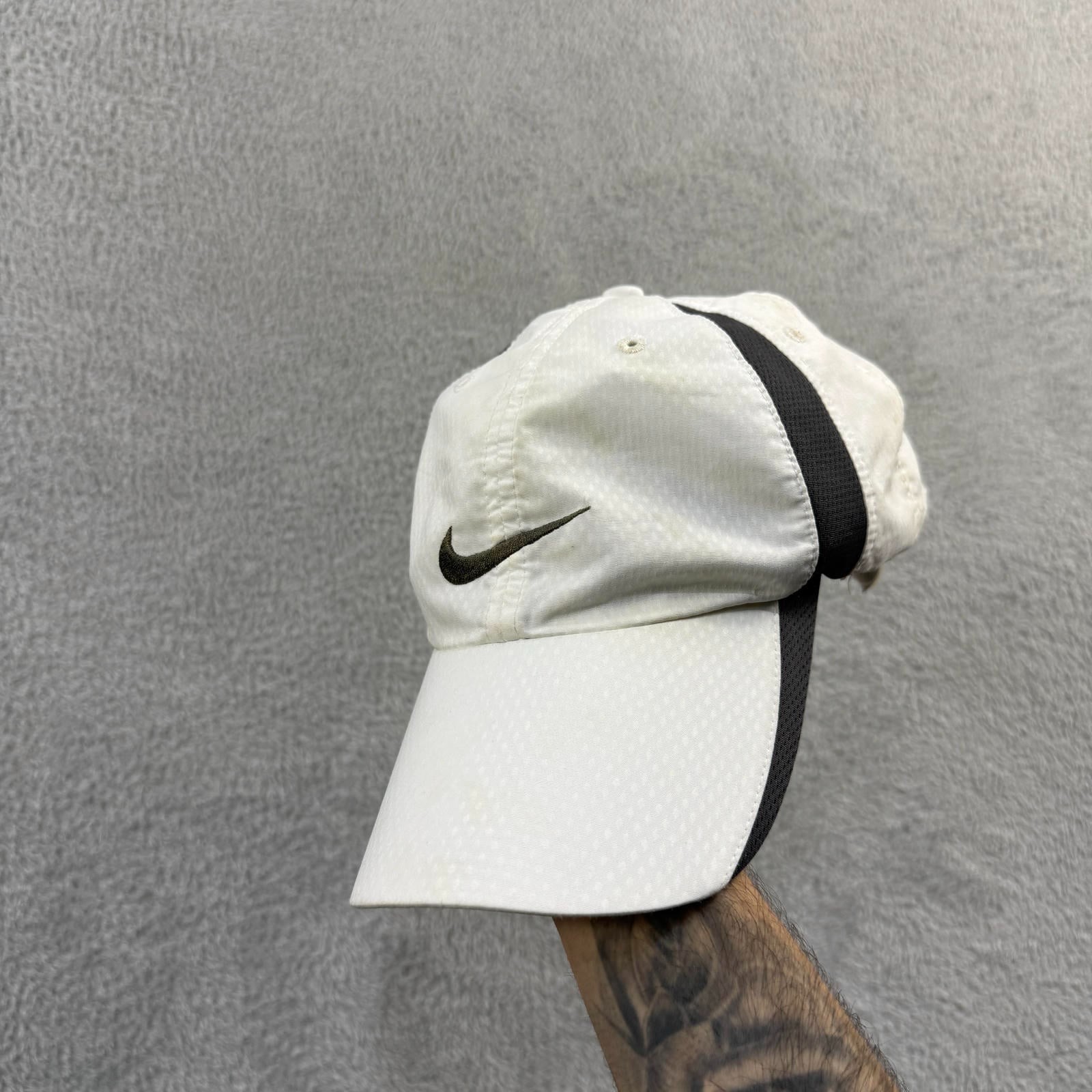 VTG Nike Golf 2000's Y2K White Black Stripe Unstructured Adjustable Baseball Cap image 5