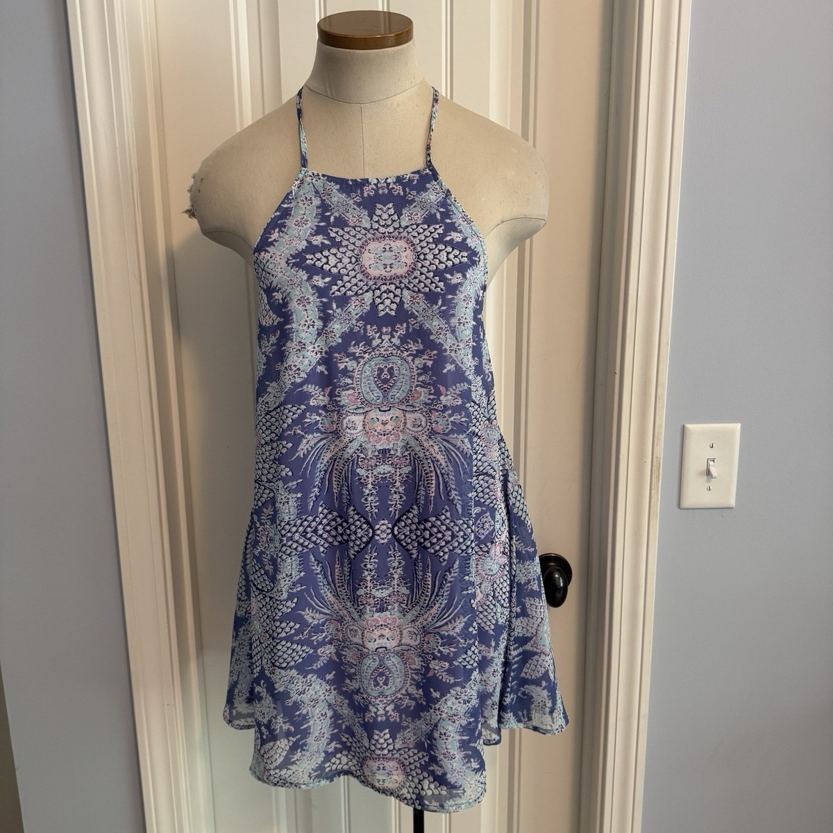 SHOW ME YOUR MUMU Women’s XS Katy Halter Mini DRESS Purple Print Beach Tropical