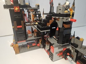 LEGO NEXO KNIGHTS: Jestro's Volcano Lair 70323 Evil Mobile 70316 Moltor's 70313