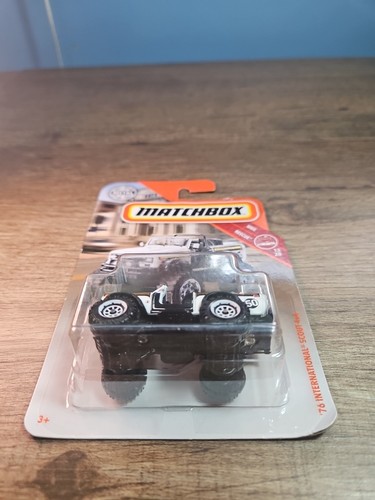 2019 Matchbox #52 '76 International® Scout WHITE | 50th SUPERFAST 52/100 - Bild 2 von 5