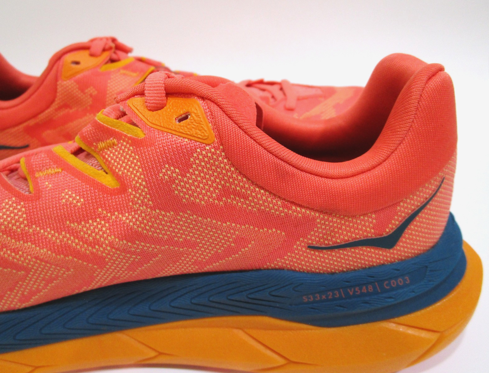 Hoka One One Women's Tecton X Running Sneaker Shoes, 9.5 B US image 9