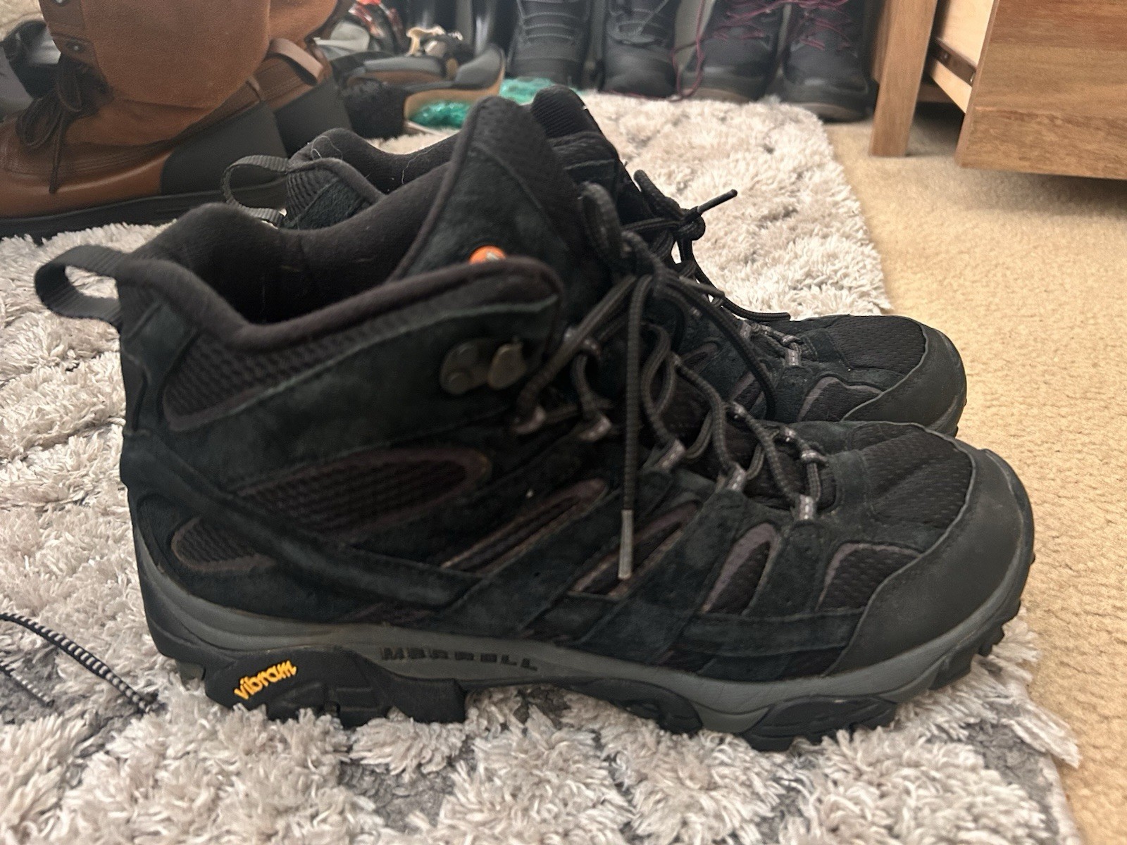 Merrell MOAB Sneakers da Escursionismo Uomo Taglia 12 Nero Maglia Impermeabile Vibram Gorpcore