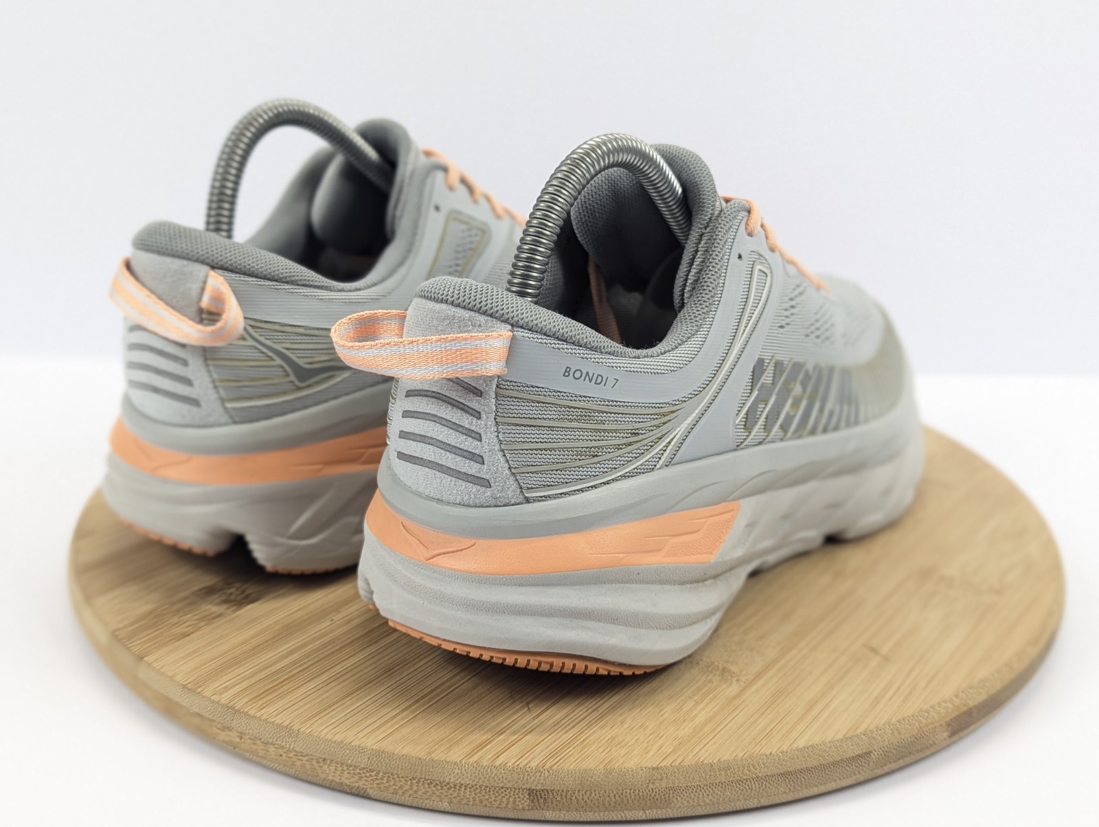 Hoka Bondi 7 Womens Sneakers Size 8 Gray Peach Shoes Running Athletic Trainer  thumbnail 4
