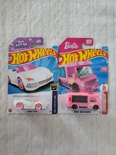 Hot Wheels Barbie Extra White Screen Time Barbie Dream Camper Pink Mattel