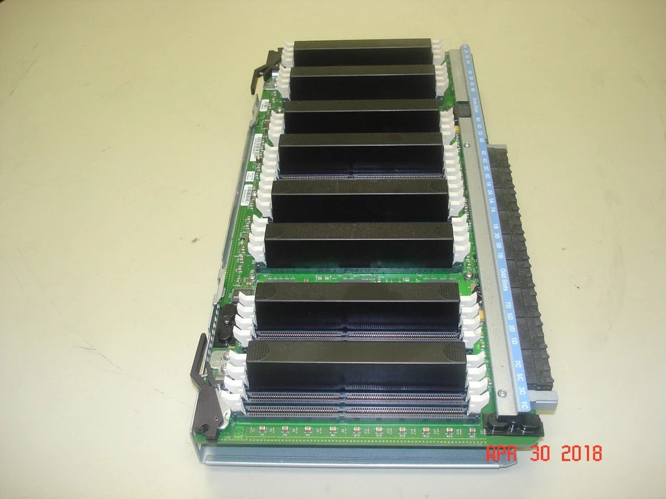 A7124-60302 32 SLOT MEMORY CARRIER FOR HP RX4640 OR RP4440 SERVERS - Image 4 of 4