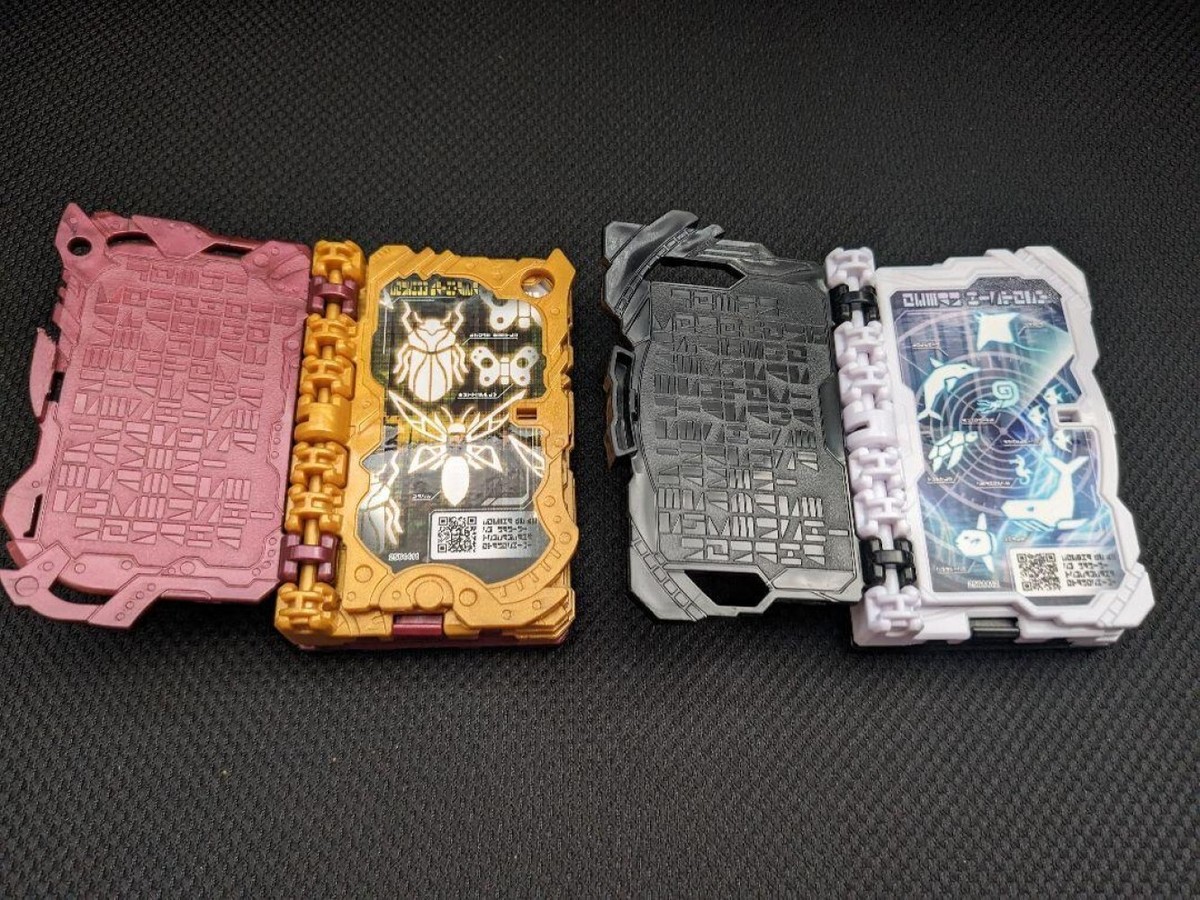 Kamen Rider Saber DX Eneiken Noroshi Jikokuken Kaiji Set of 2