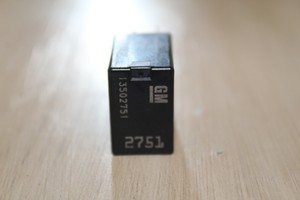 Реле gm 13502752
