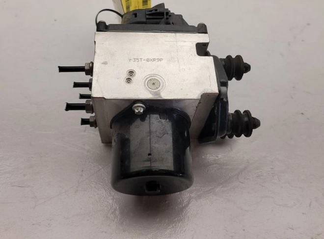 CONJUNTO DE BOMBA DE FREIO ANTIBLOQUEIO VOLKSWAGEN PASSAT ABS 2008 - Imagem 3 de 3