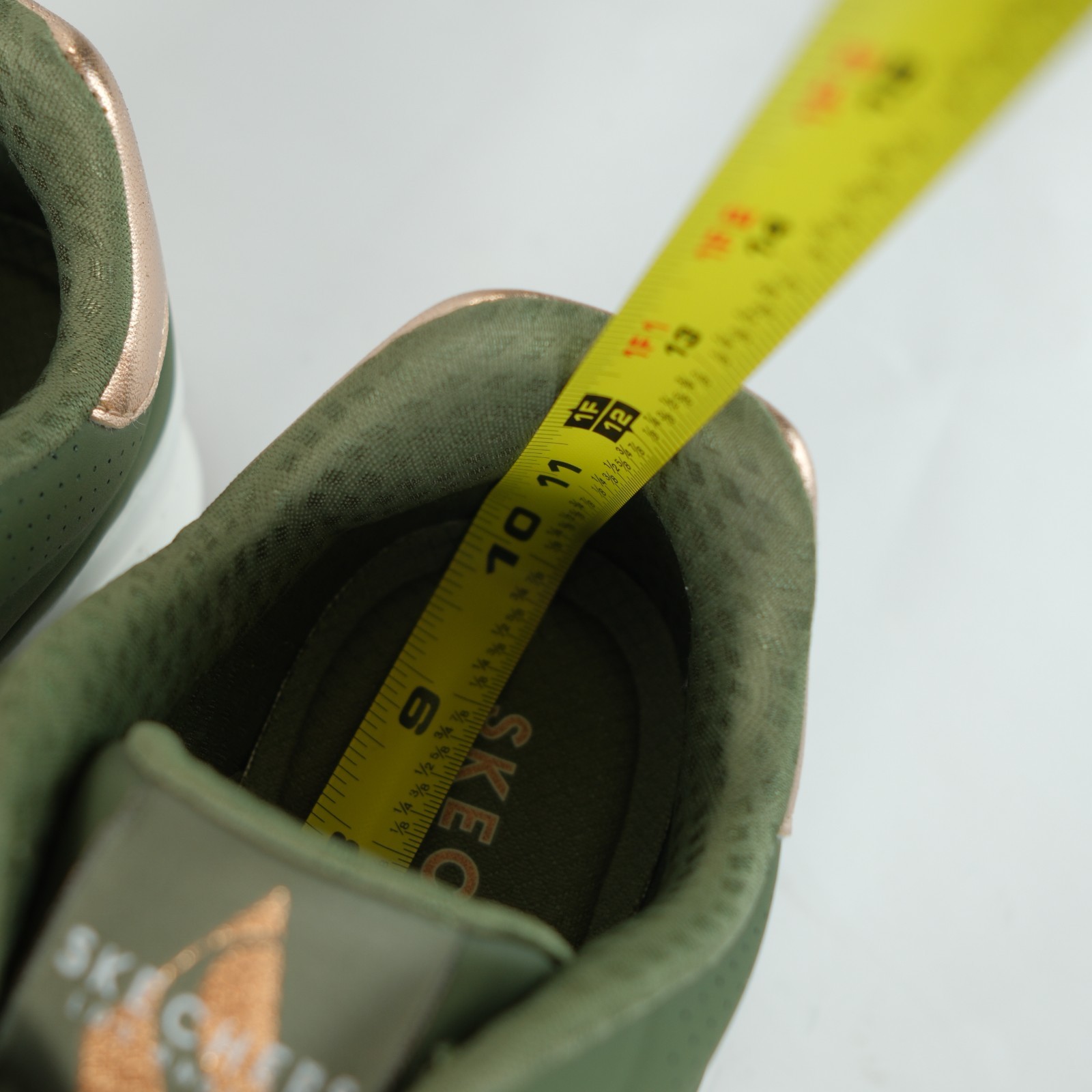 Skechers Uno Shimmer Away Olive Gold Metallic Lace Up Sneaker Size 9.5