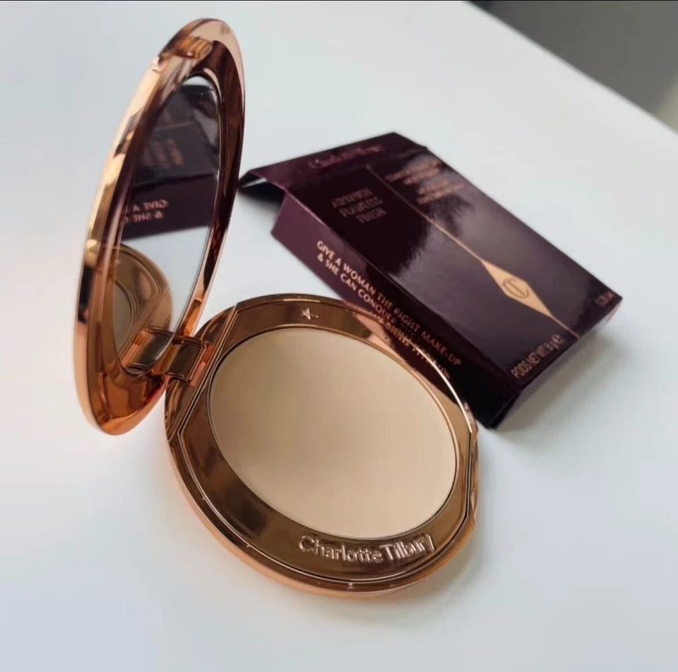 Charlotte Tilbury Airbrush Flawless Finish Powder Full Size 8g Fair or Medium UK - Bild 3 von 4