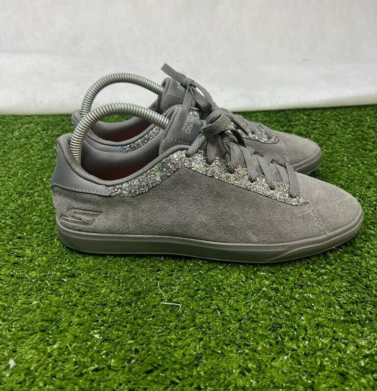 Skechers Goga Max Shoes Womens 7.5 Gray Quick Fit Casual Sneakers