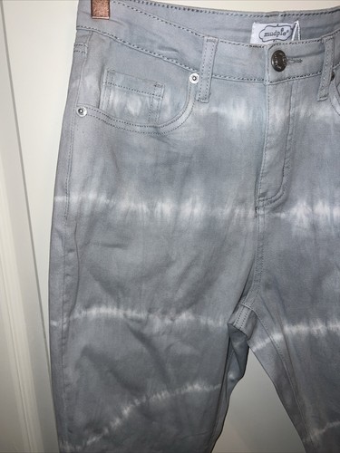 Mud Pie Gray White Tie Dye Stretch Fringe Bottom Size Medium Jeans Button Zip - Picture 4 of 10
