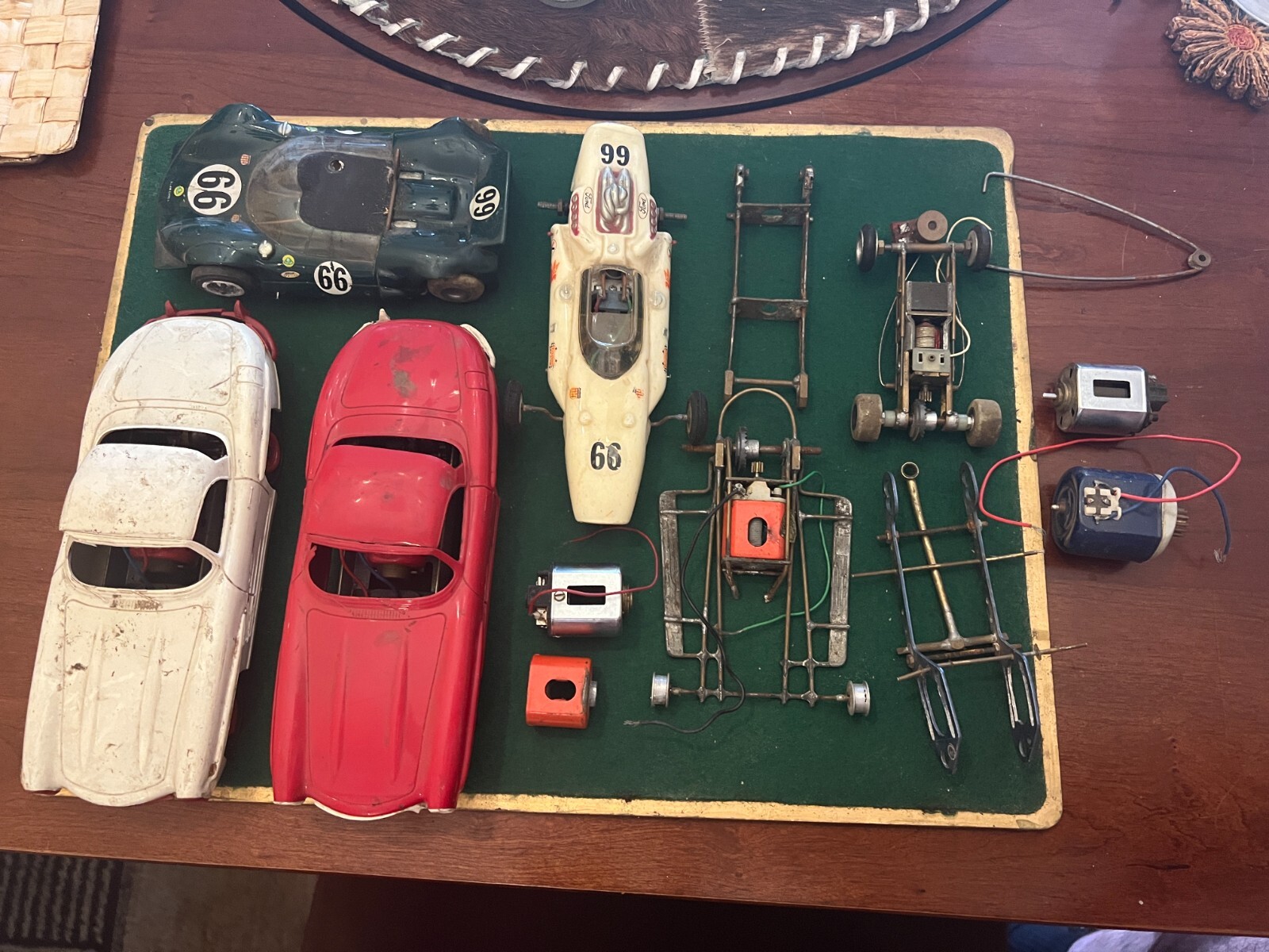 1960s GROUP OF SLOT CARS & PARTS / 124 SCALE eBay