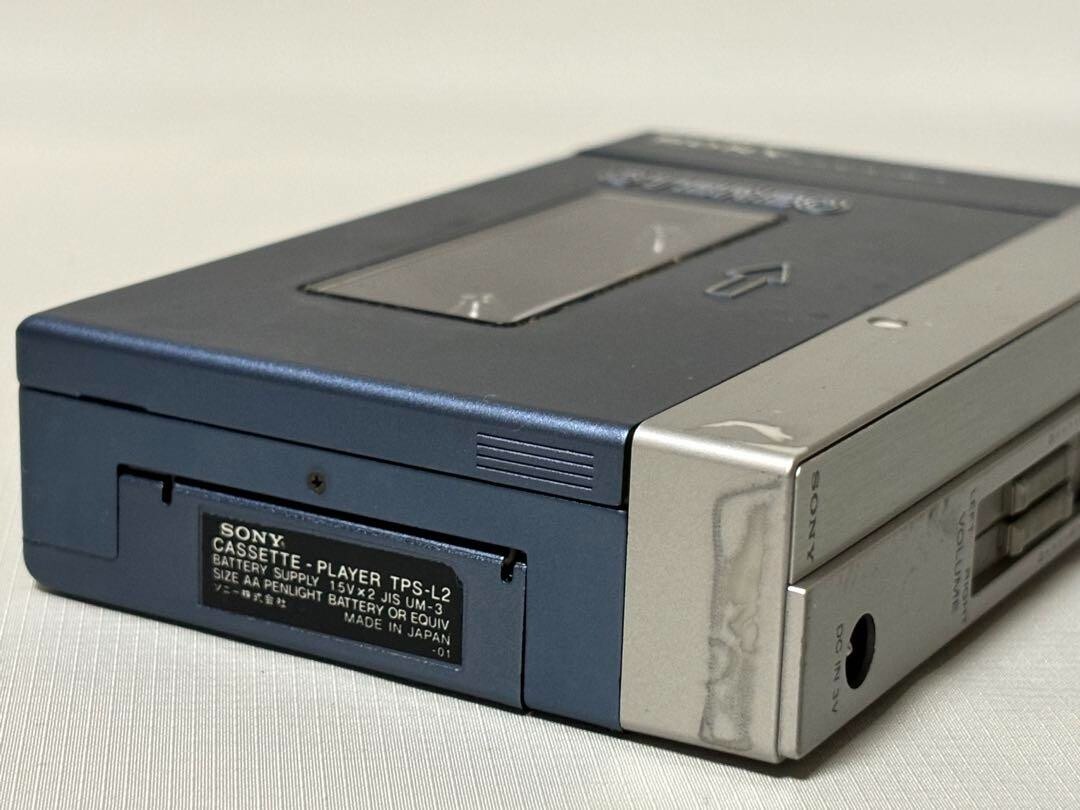 Beautiful SONY Walkman TPS-L2 1st Gen Cassette Player