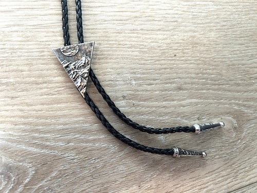 Mountain Moon Bolo Tie - Tree Forest Moon Gifts for Him - Bola Leather Cowboy N