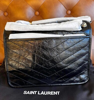 YSL NIKI MEDIUM CHAIN BAG IN CRINKLED VINTAGE BLK LEATHER YSL NIKI MEDIUM CHAIN BAG IN CRINKLED VINTAGE BLK LEATHER