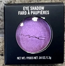 MAC Stars N Rockets Veluxe Pearl Eye Shadow Full Size 1.5g Eyeshadow NEW IN BOX
