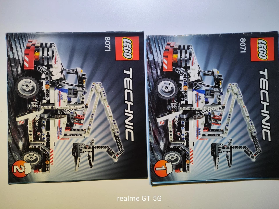 LEGO Technic 8071 Lift Truck, photo 2 sur 4