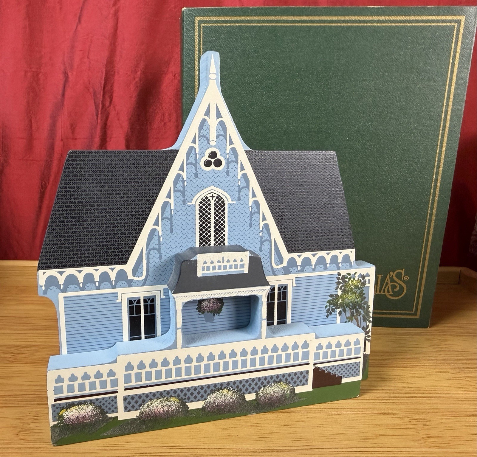 Shelia's Shelf Sitter 1993 PERKINS HOUSE WINDSOR, VERMONT Signed Numbered