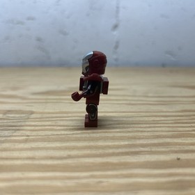 Lego Marvel Super Heroes 5002946 Iron Man Silver Centurion