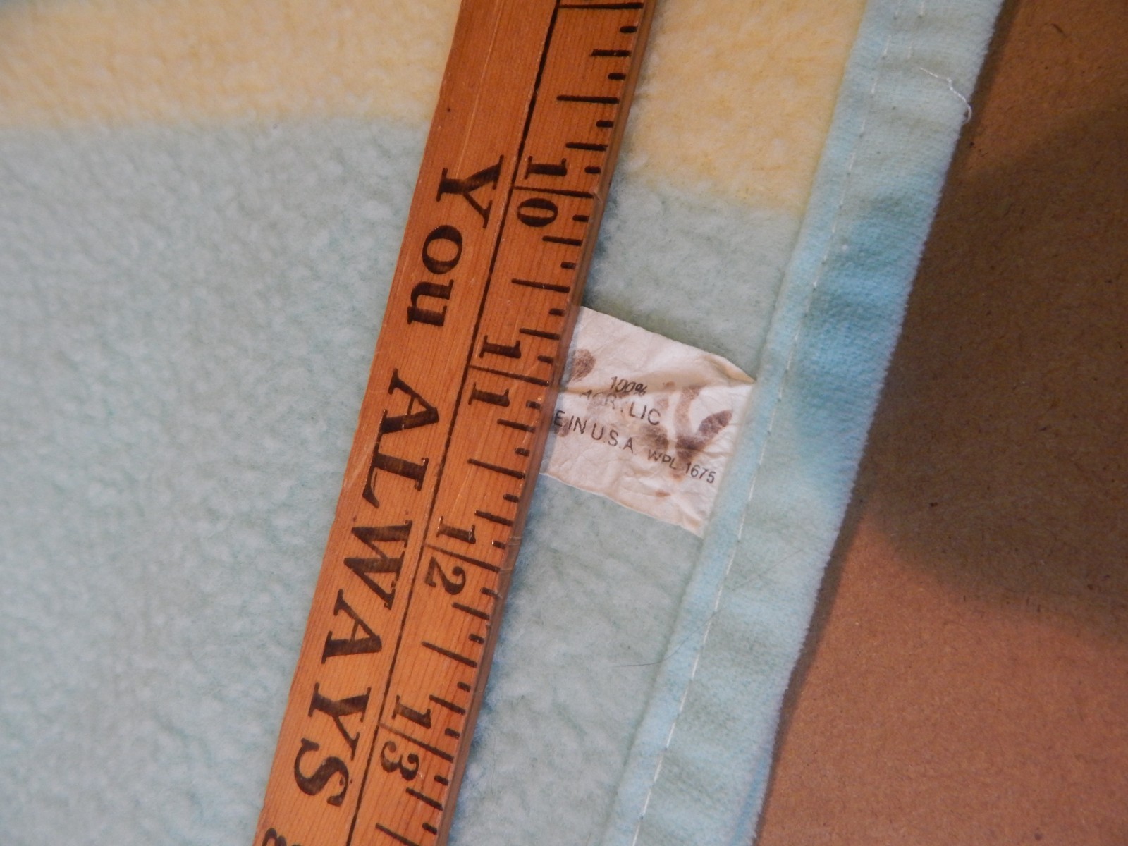 Vintage Blue Fleece Teddy Bears Balloons Acrylic Baby Blanket USA 32x40