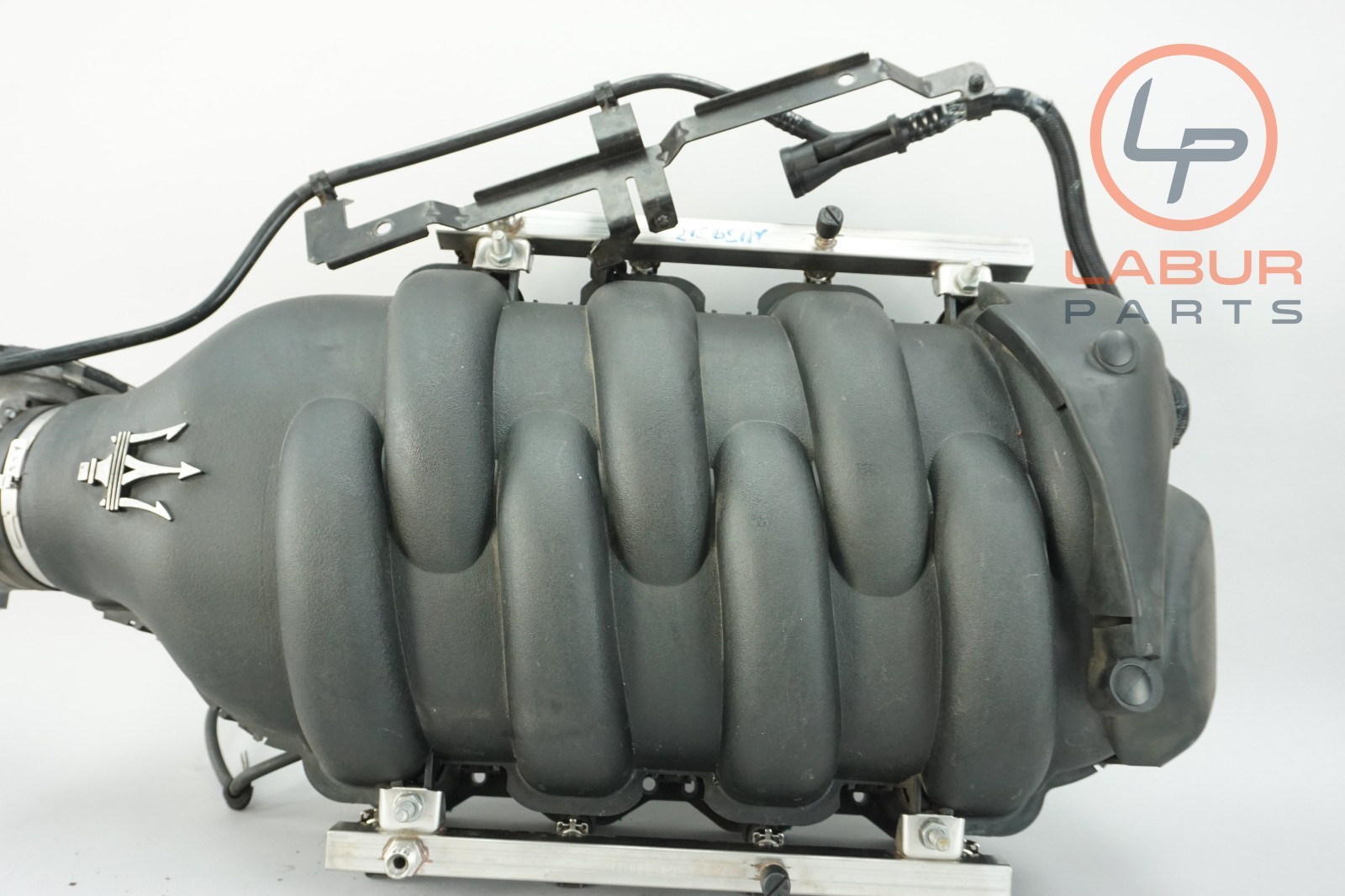 M139 04-08 Maserati Quattroporte Engine Air Intake Manifold Assembly Z7074