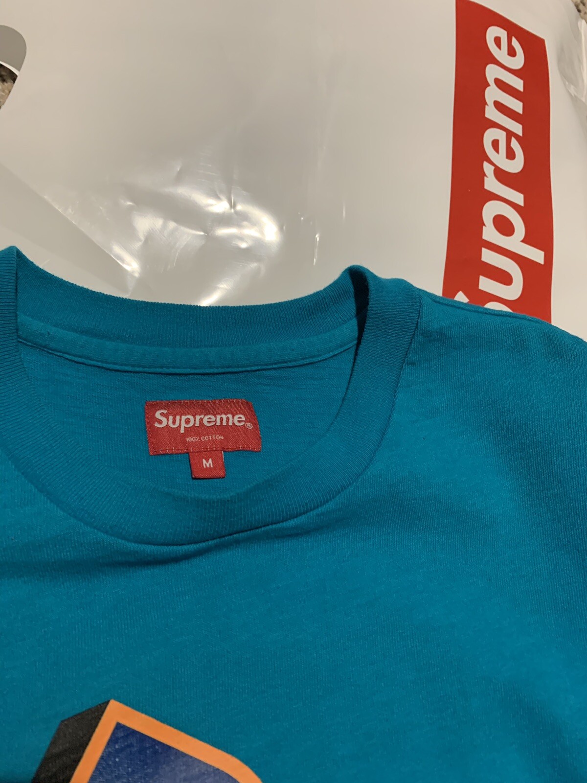 supreme gradient tee