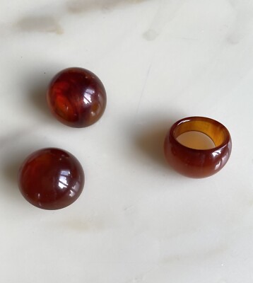 Parure Vintage Années 70 En Bakélite Et Strass - Boucles D'oreilles Et Bague Marron - Occasion Bel état