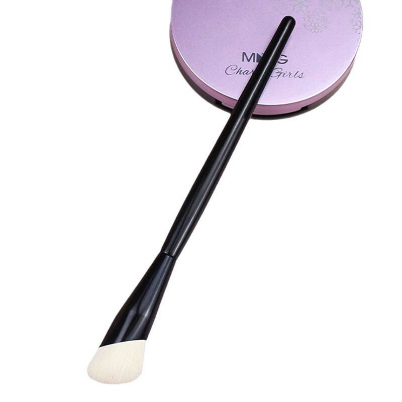 Oblique Concealer Brush Under Eye For Makeup Cream Concealer Mixed
