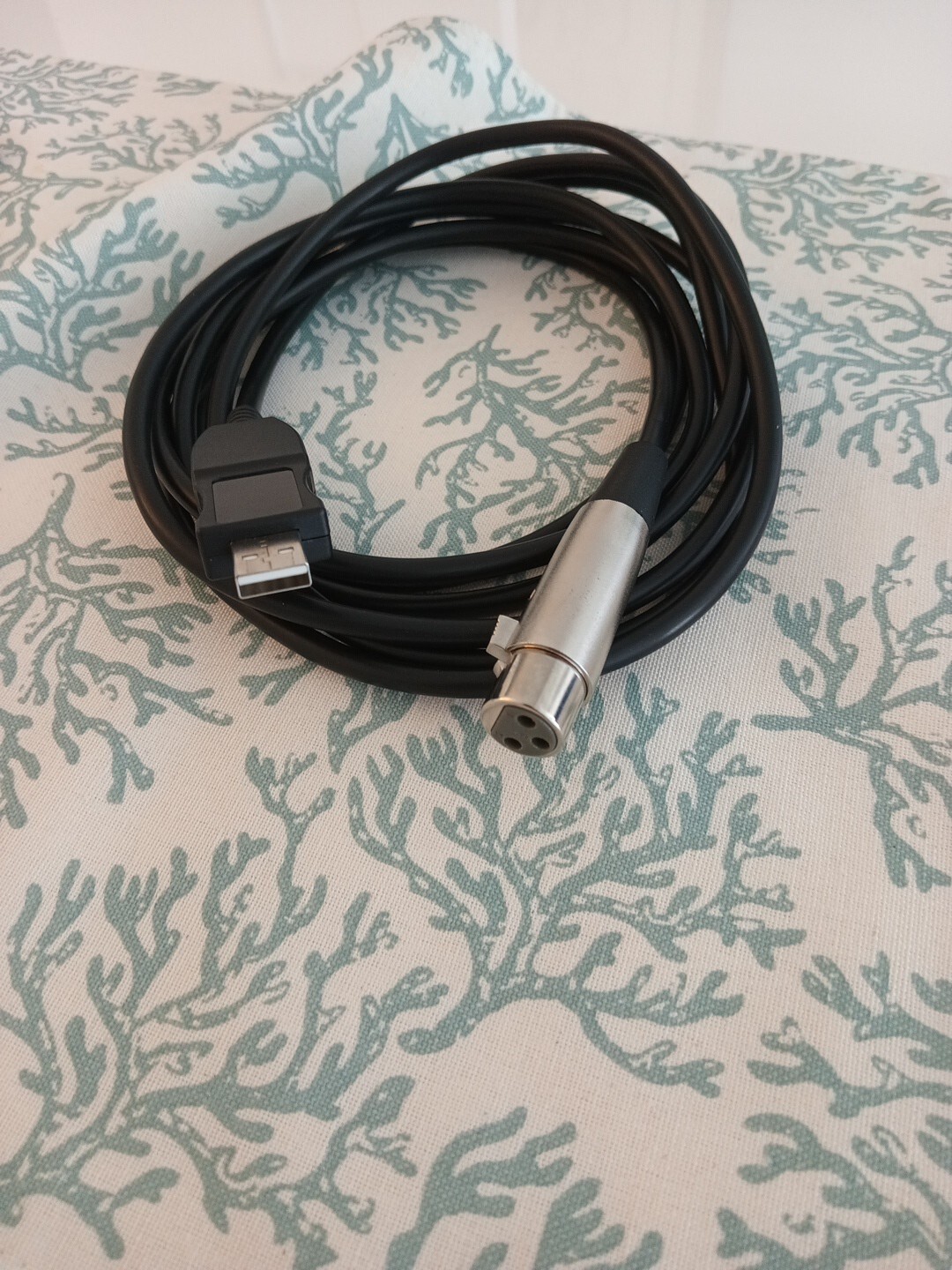 Microphone XLR Female to USB Interface Cable - 10 ft.-image
