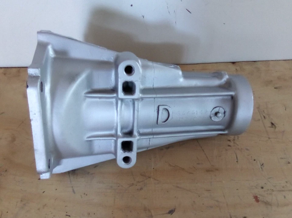 GM TH400 AUTOMATIC TRANSMISSION EXTENSION HOUSING 9 5/8 D8626142 CHEVROLET OEM - Image 3 of 4