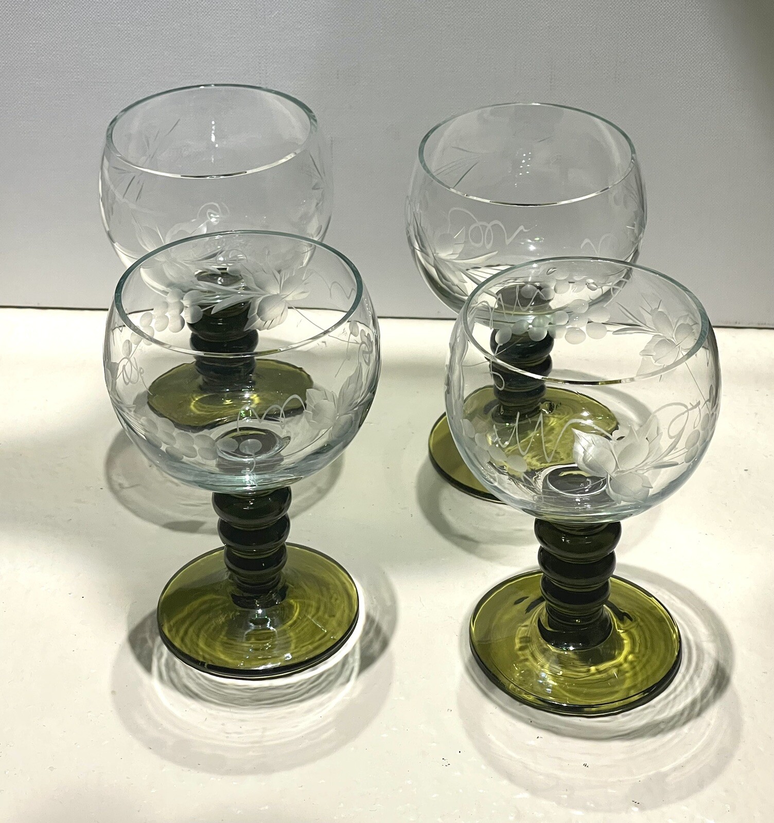 Vintage Roemer Green Bubble Stem Etched Wine Cordial Glasses. Set Of 4