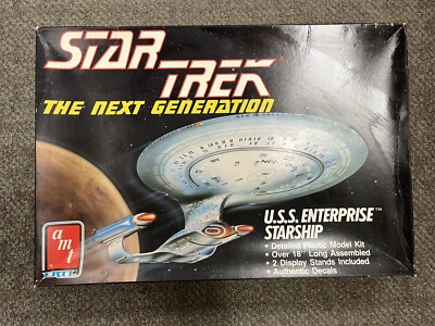 + AMT 1988 Star Trek The Next Generation U.S.S. Enterprise Starship Plastic Kit