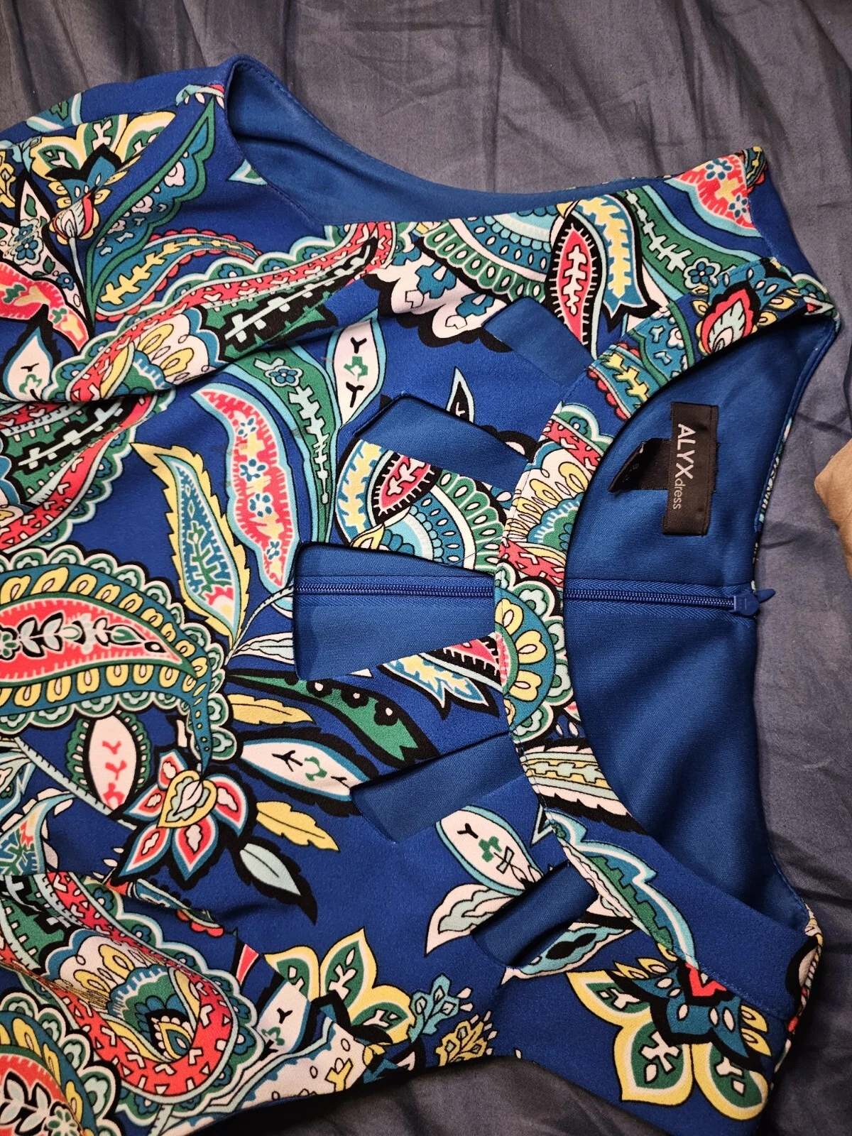 Abito estivo Alyx taglia 8 blu brillante Paisley colorato senza maniche