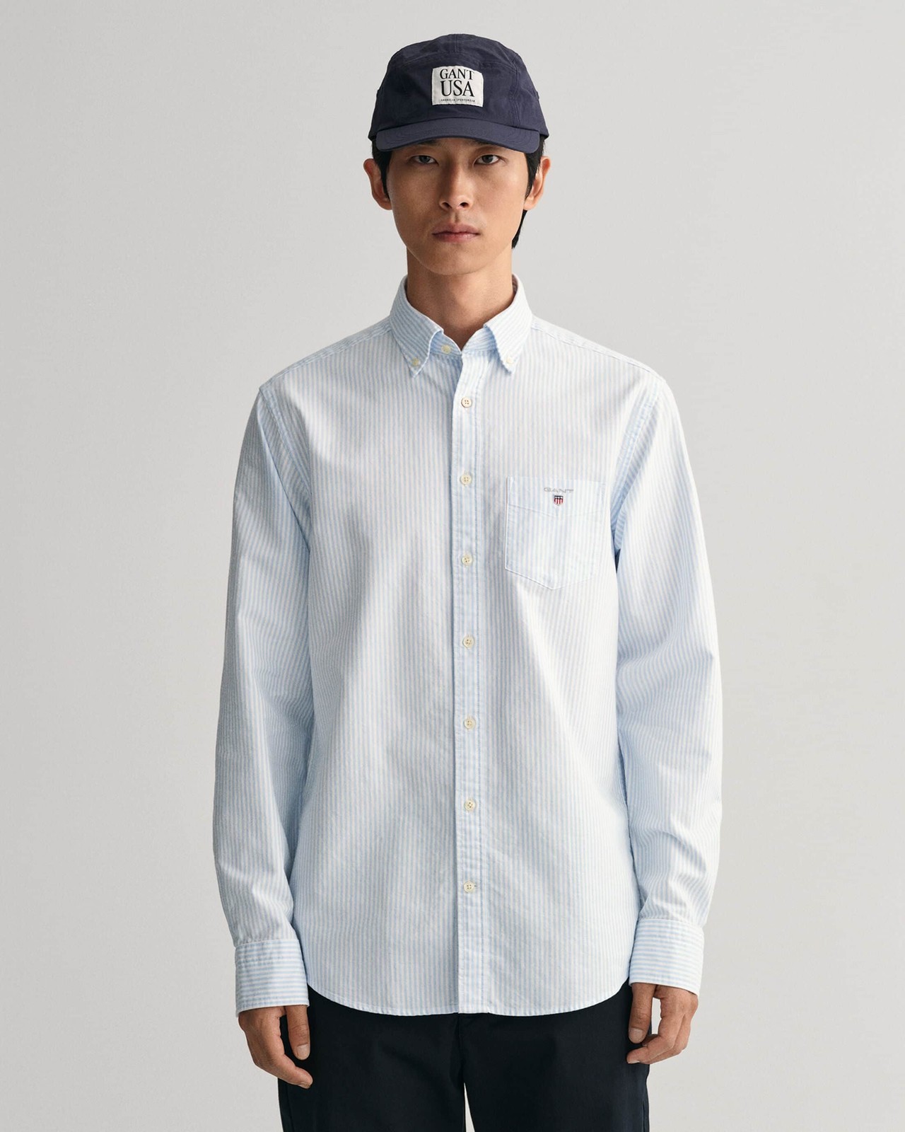 GANT Men's Shirt Regular Oxford Banker Light Blue image 2