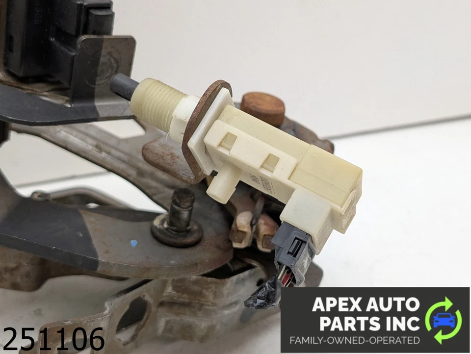 OEM 1999 Pontiac Firebird 3.8L Brake Pedal Clutch Assy Foto 2 de 4