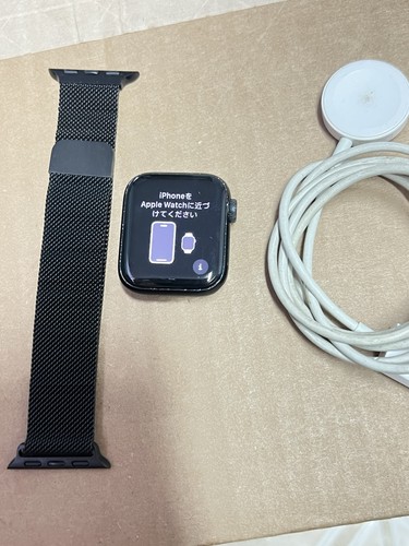 Apple Watch SE 2nd Gen 2022 40mm GPS Aluminum Case with Sport Band