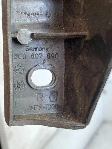 VW PASSAT B6 3C2 Stoßstangenhalter vorne rechts 3C0807890 3C0807890A 33211760