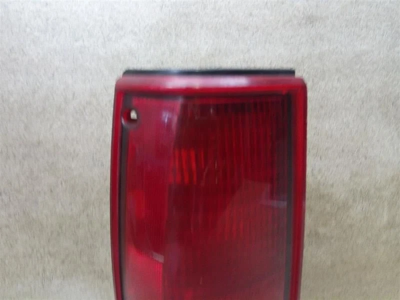 Driver Left Tail Light Without Trim Fits 82-93 CHEVROLET S10 GMC S15/SONOMA K19 - Image 2 of 4