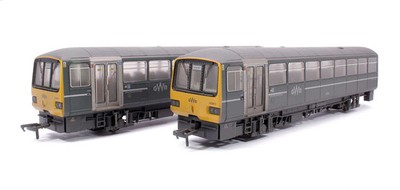 EFE Rail E83027 Class 143 2-Car DMU 143611 GWR grün (FirstGroup) - verwittert