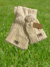 UGG Winter Hat and Scarf Set NWT