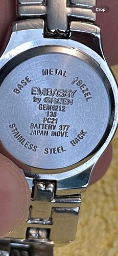 Embassy by Gruen Ladies Women's Watch Silver & Gold (needs Battery) - Picture 8 of 9