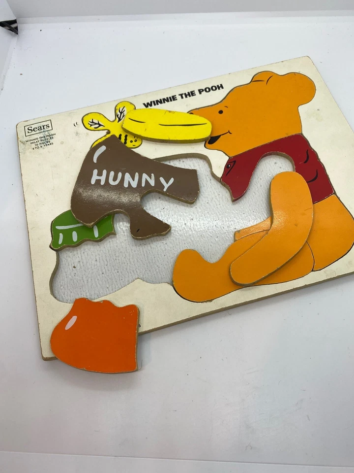 PUZZLE DE MADERA SEARS VINTAGE AÑOS 70 - BANDEJA DE MADERA WINNIE THE POOH & HUNNY POT DISNEY Foto 2 de 4